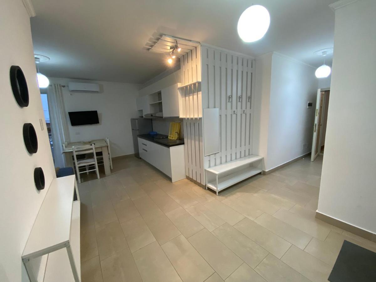 Best Summer Apartment Golem  Eksteriør billede