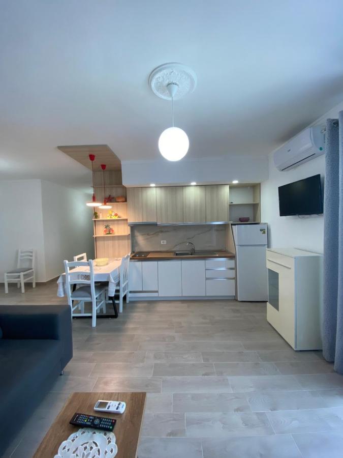Best Summer Apartment Golem  Eksteriør billede
