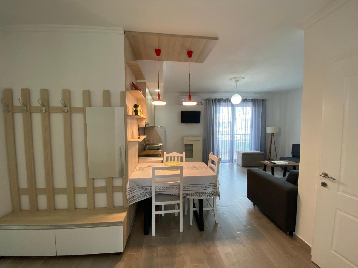 Best Summer Apartment Golem  Eksteriør billede