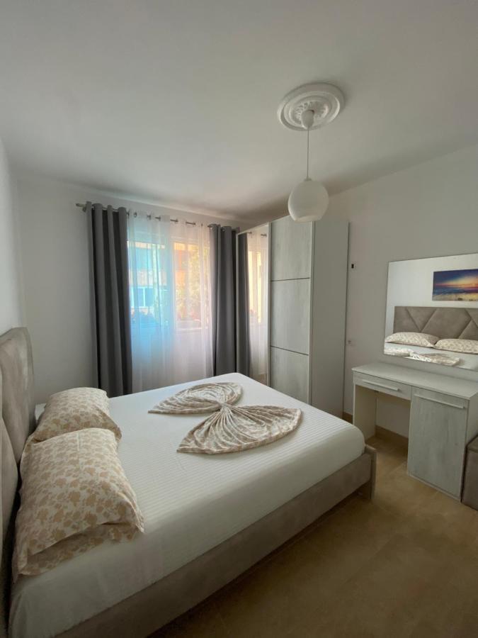 Best Summer Apartment Golem  Eksteriør billede