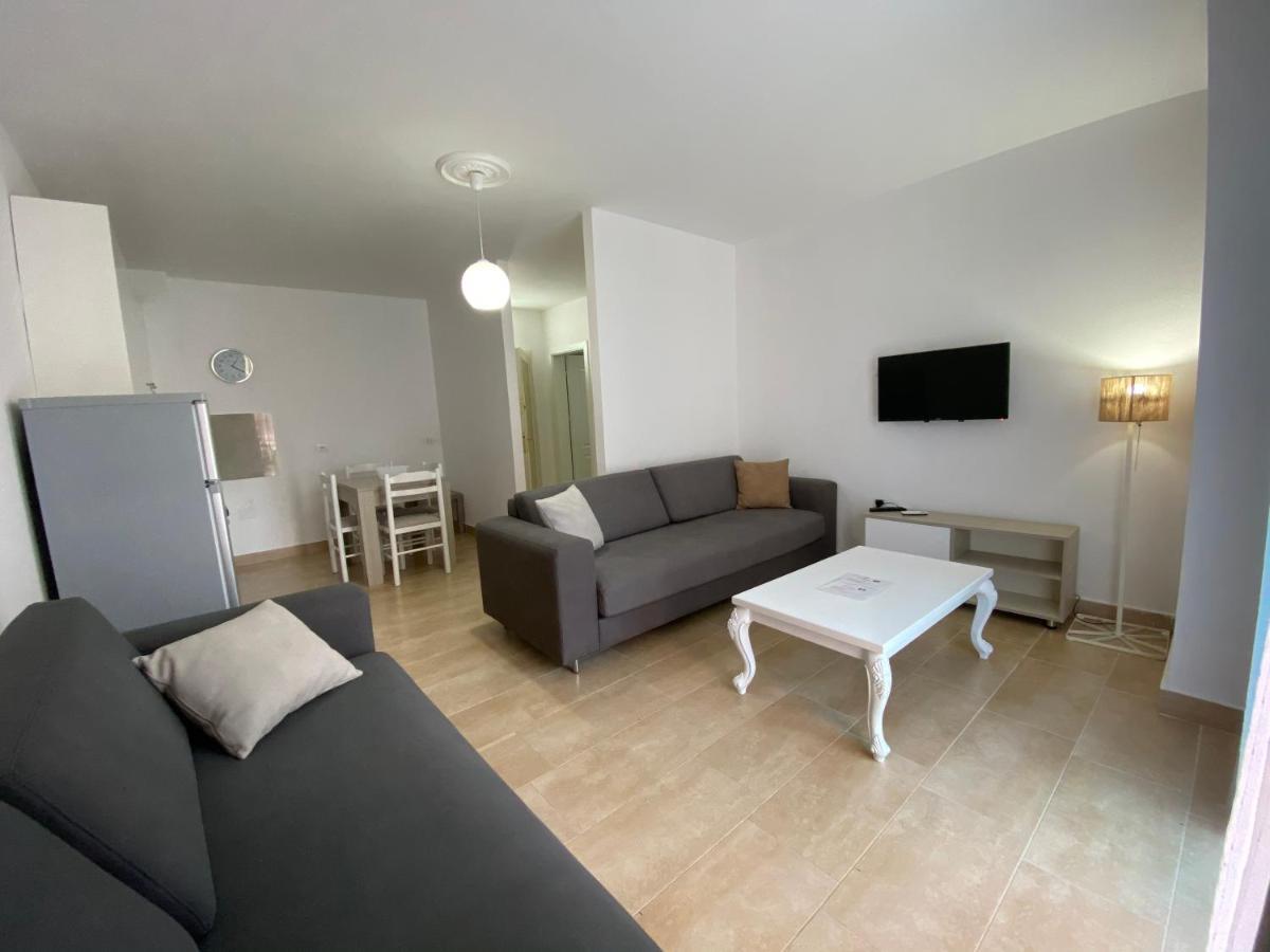 Best Summer Apartment Golem  Eksteriør billede